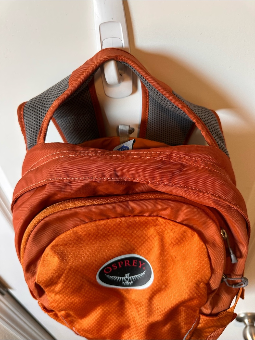 Osprey Orange Daylite Backpack NWOT - Picture 3 of 10